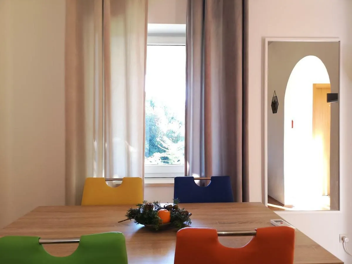 Cerco Apartment Lovran