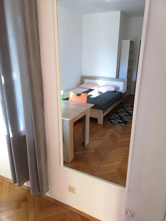 Cerco Apartment Lovran