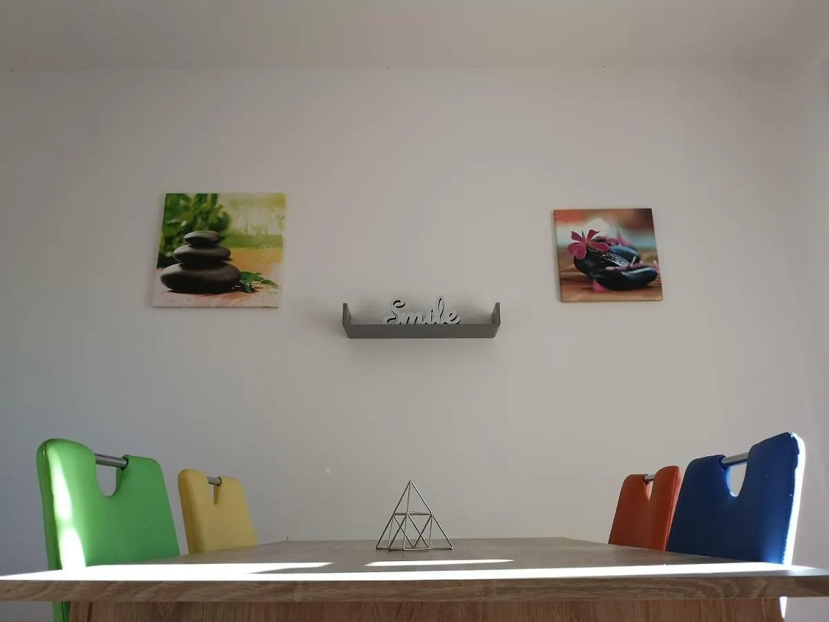 Cerco Apartment Lovran