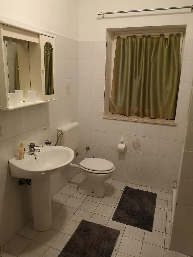 Cerco Apartment Lovran