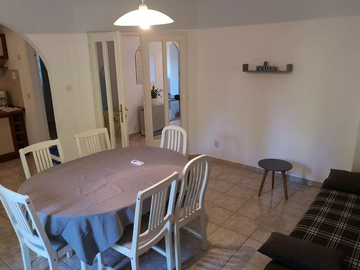 Cerco Apartment Lovran