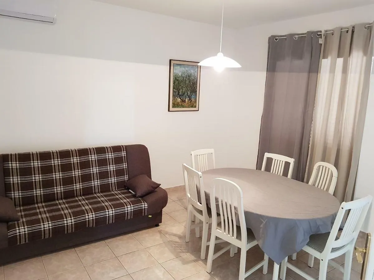 Cerco Apartment Lovran Croatia